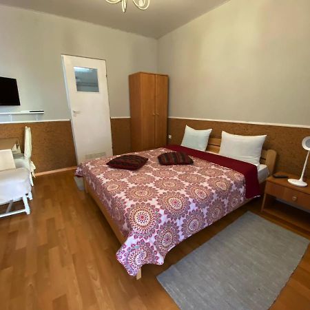 Olena Resort Briukhovychi Exterior photo