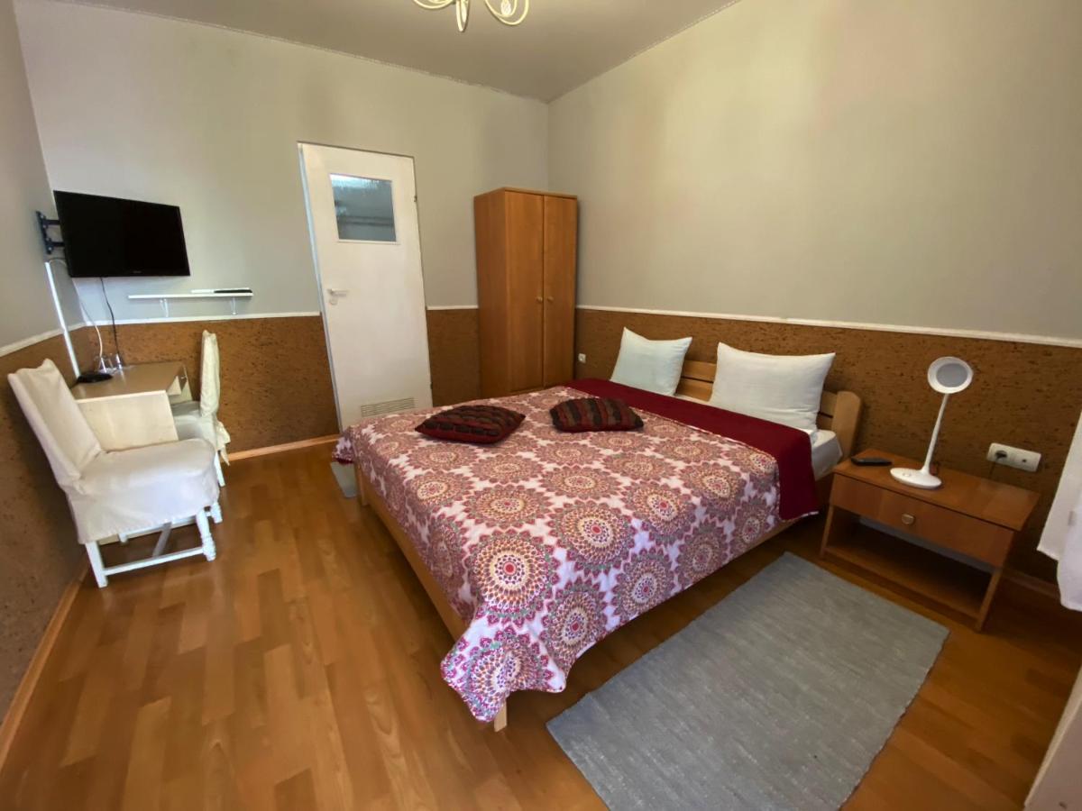Olena Resort Briukhovychi Exterior photo